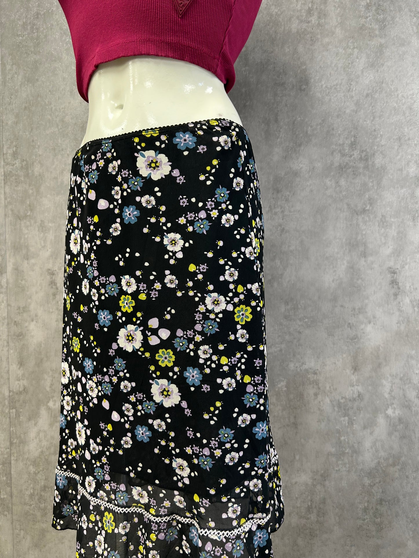 Oviesse vintage mesh skirt