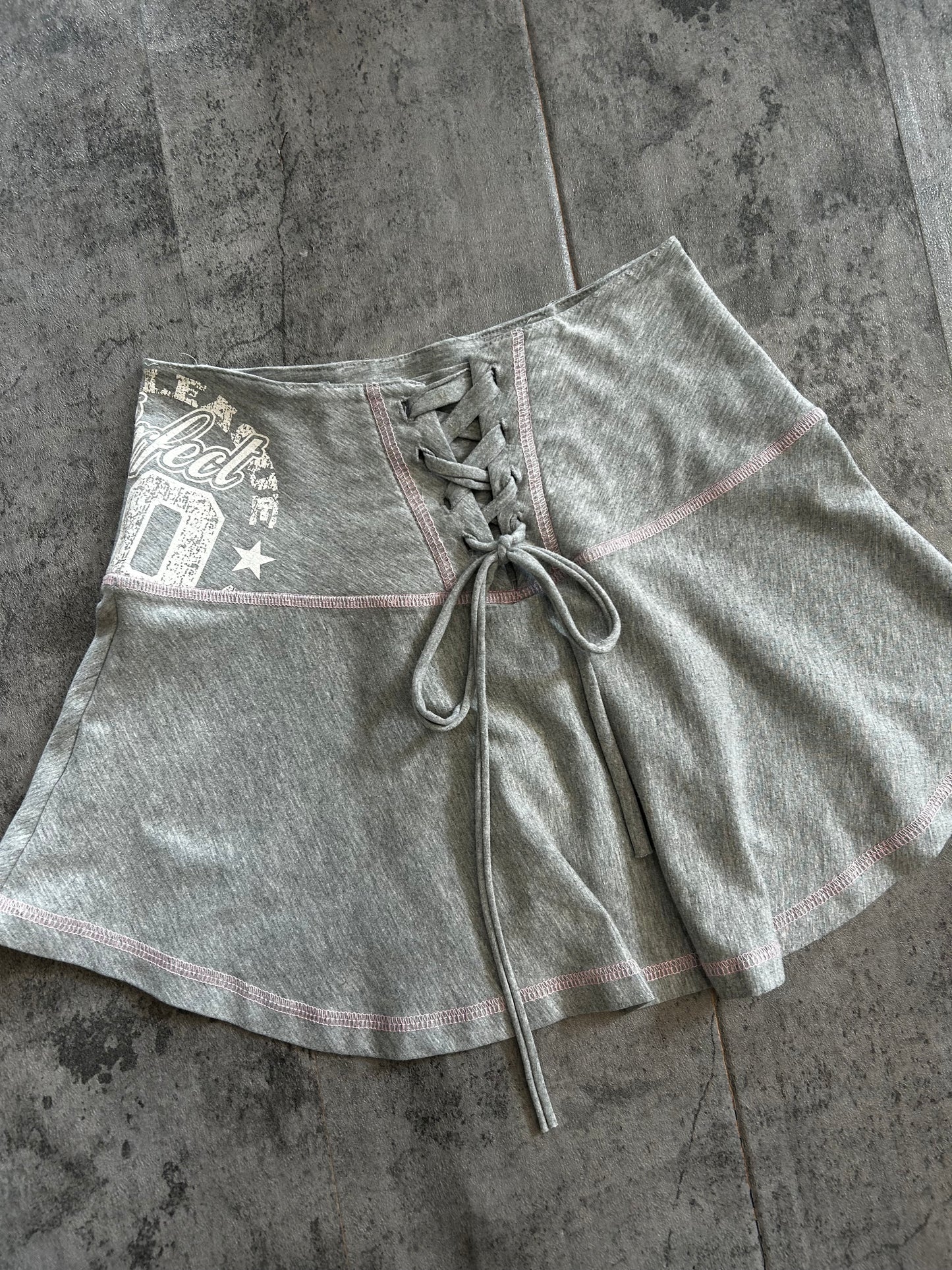 Y2K mini skirt