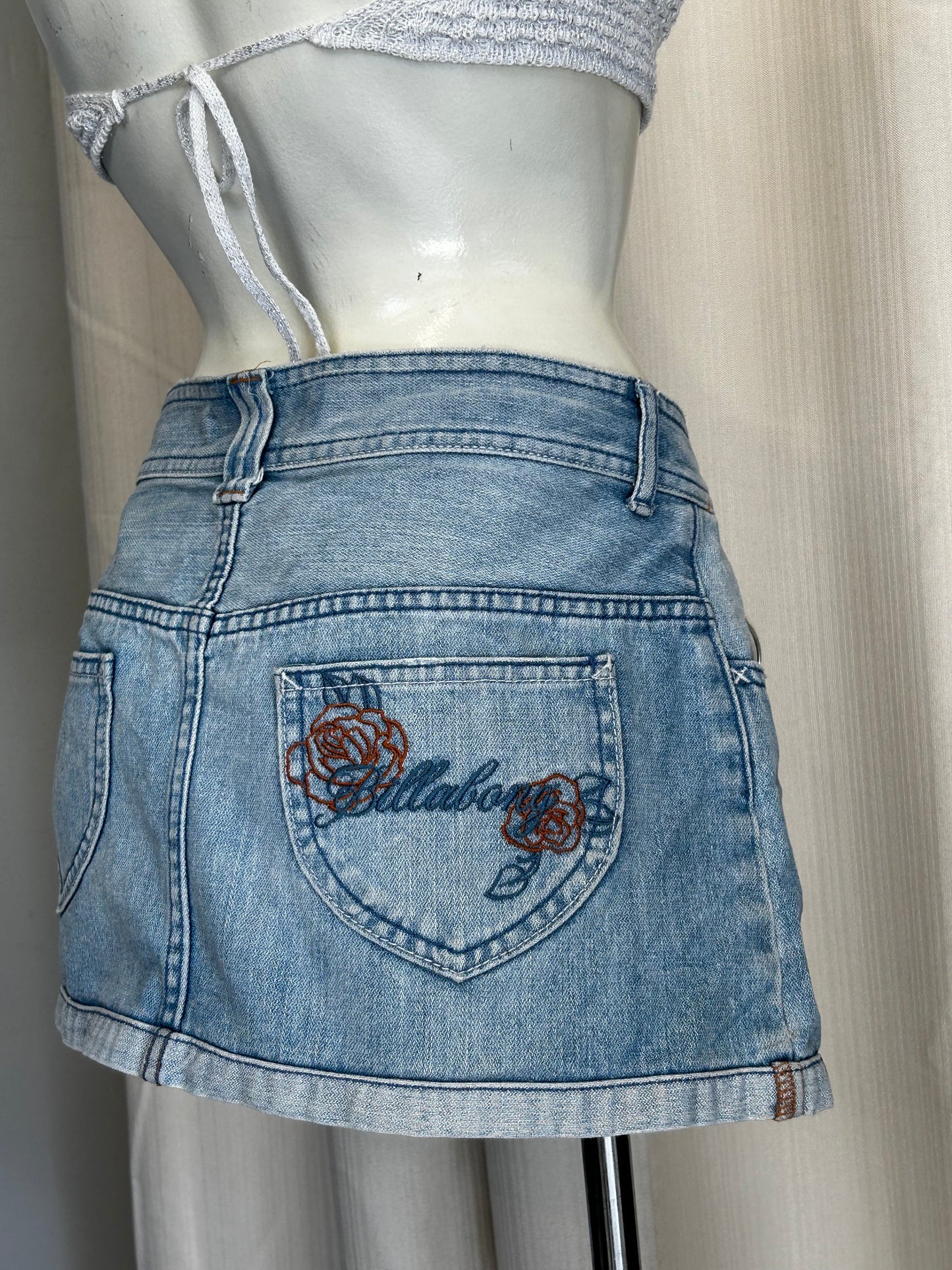 Billabong low rised skirt