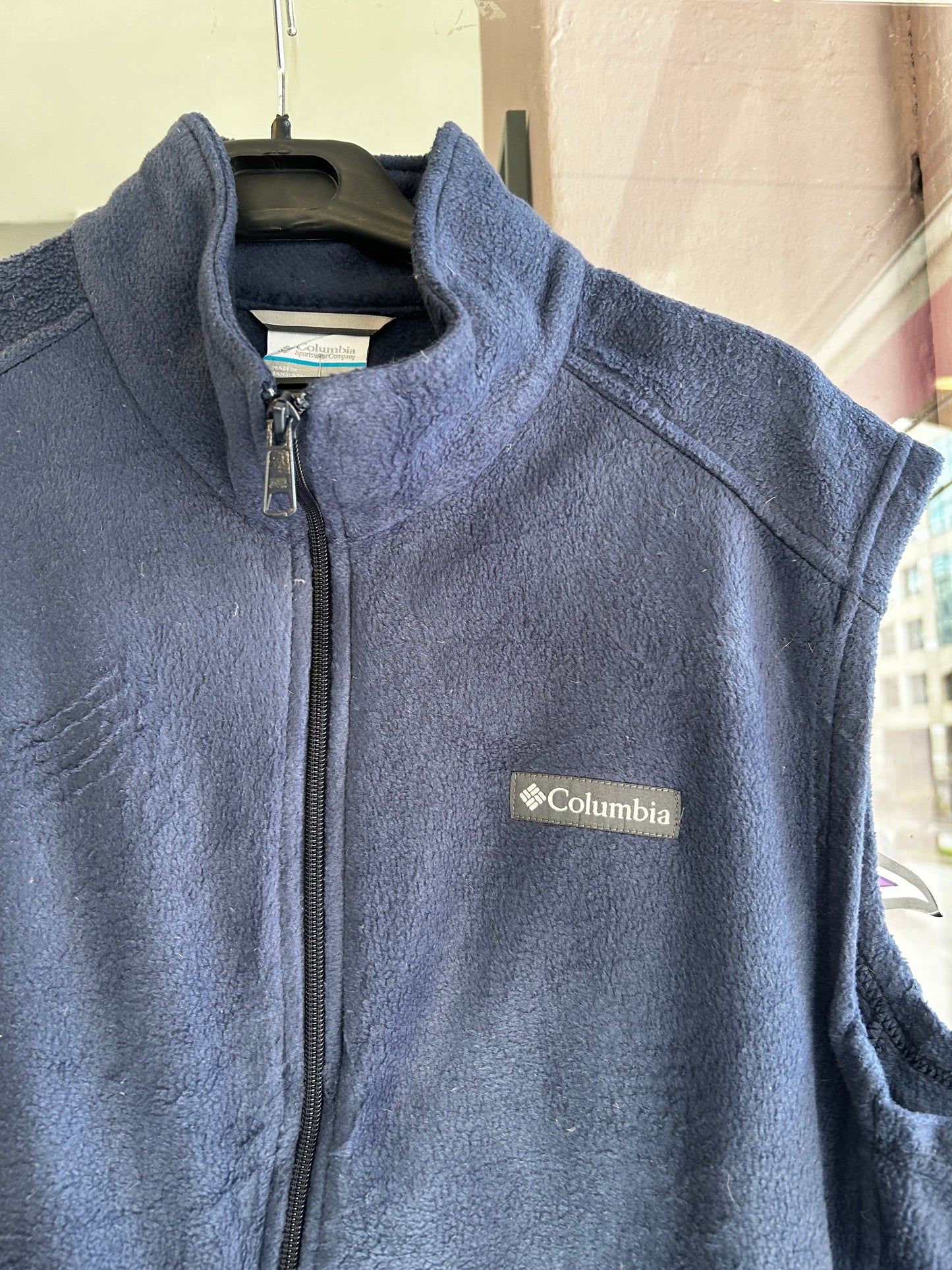 Columbia dark blue vest fleece