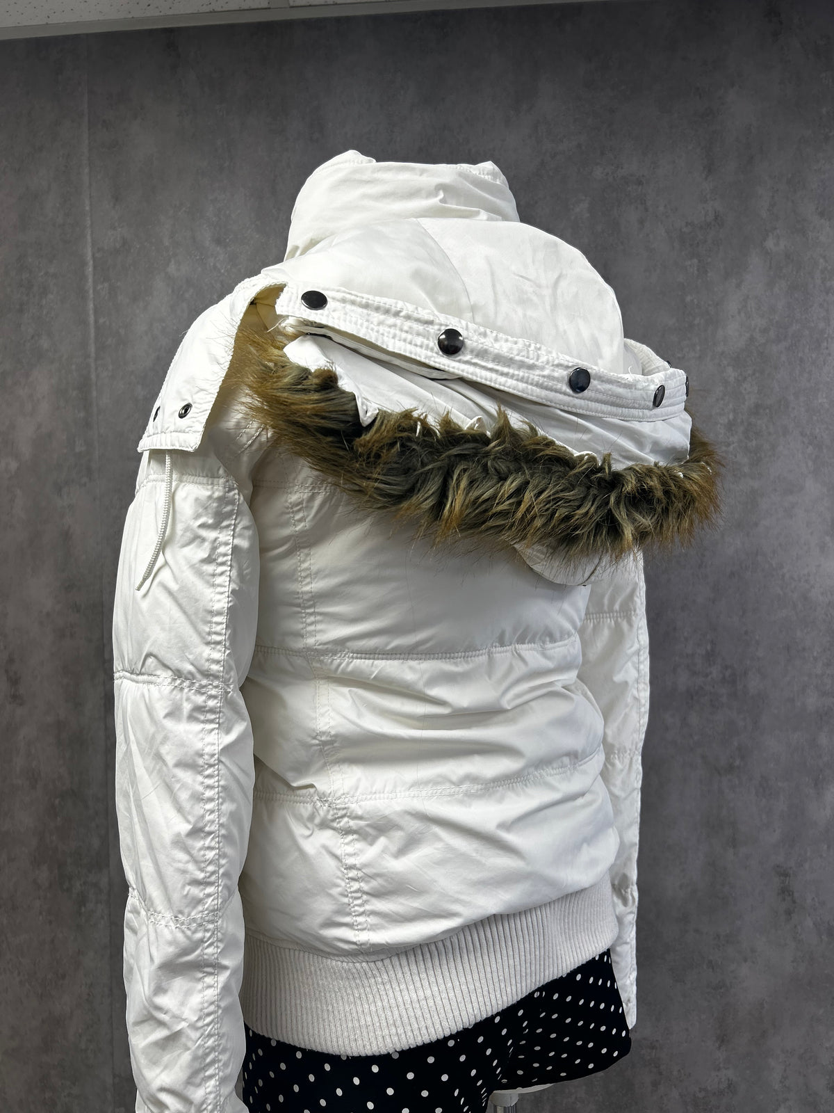 2008s white jacket