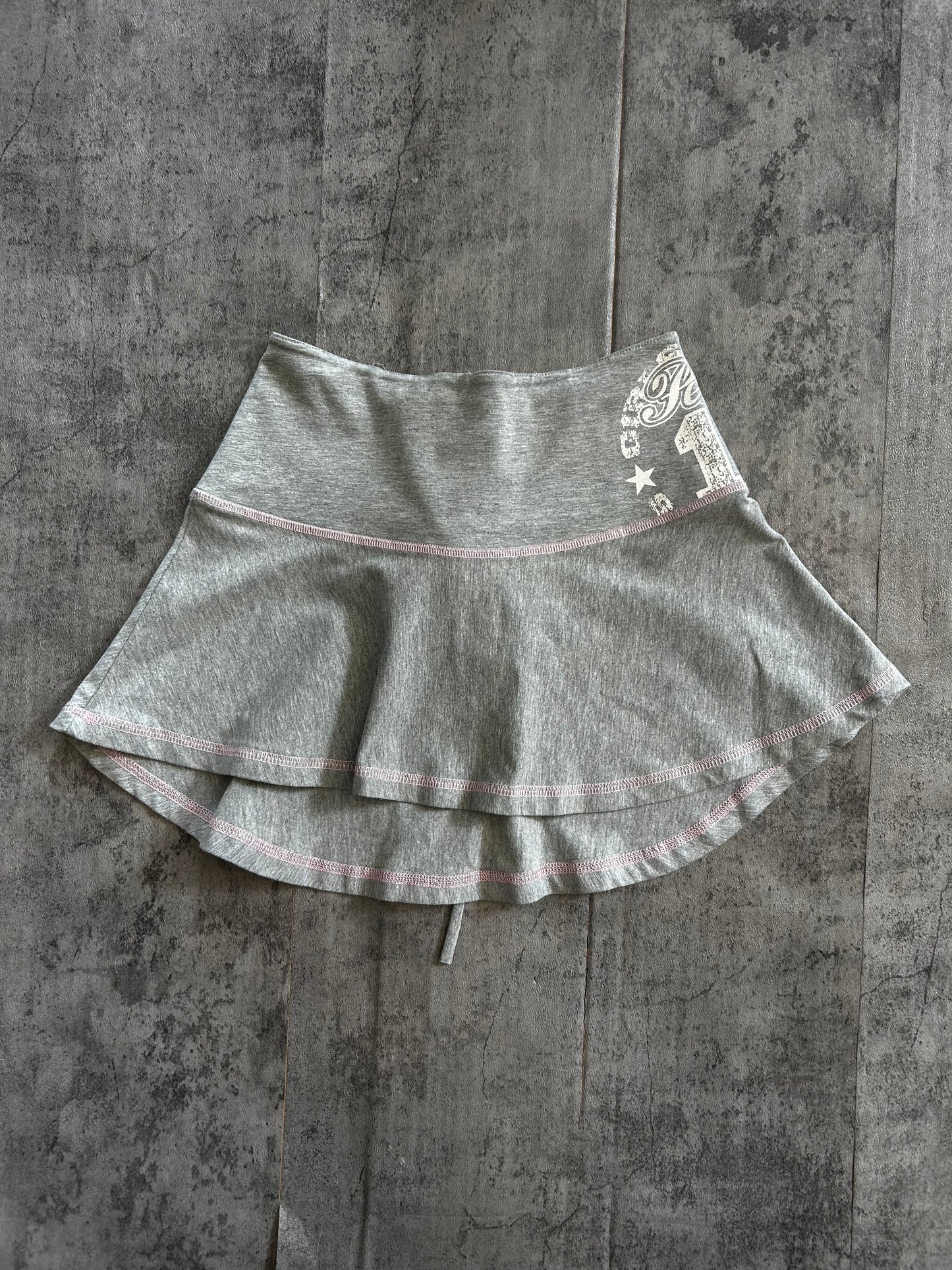 Y2K mini skirt