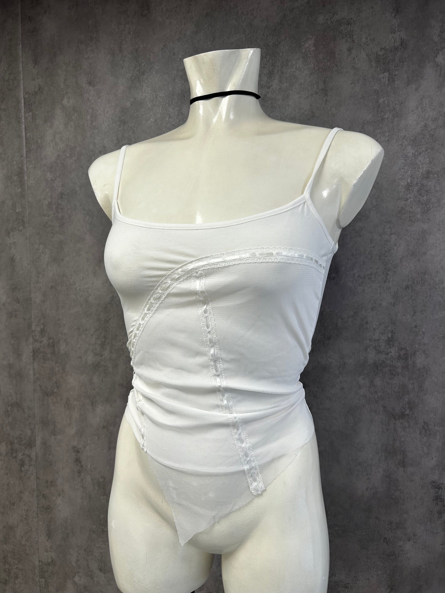 Y2K white lace tank top