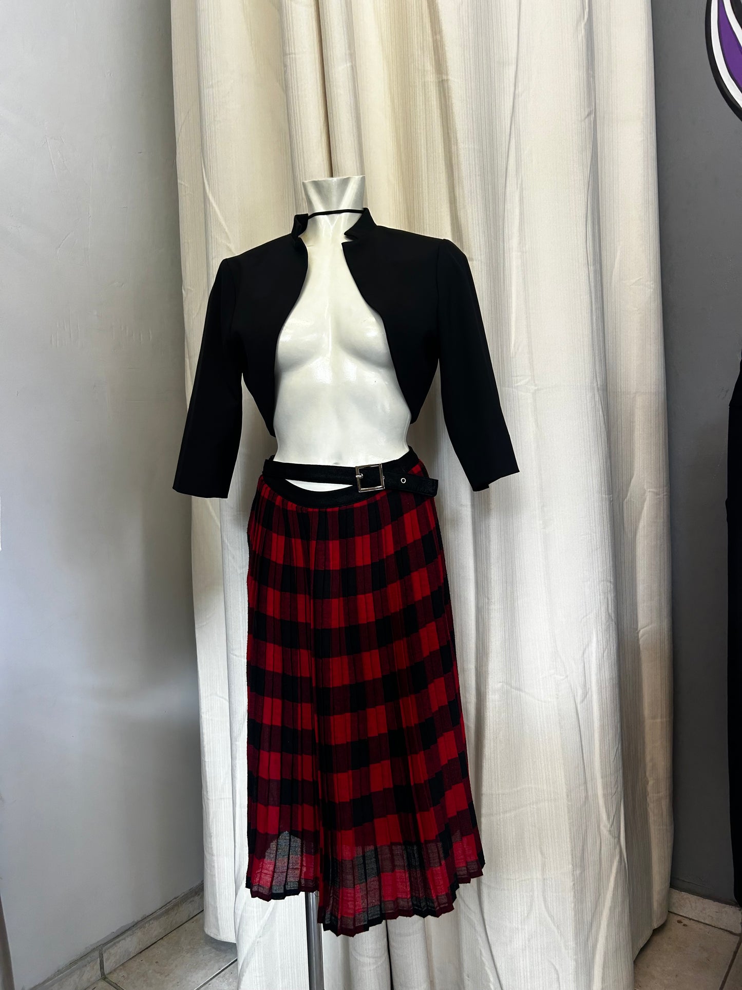 Vintage satin cropped blazer