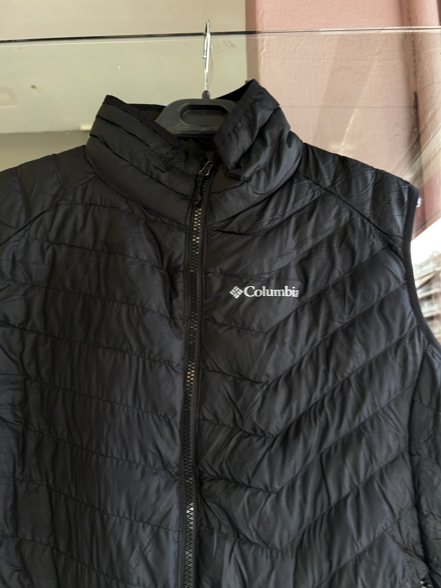 Columbia puffer vest