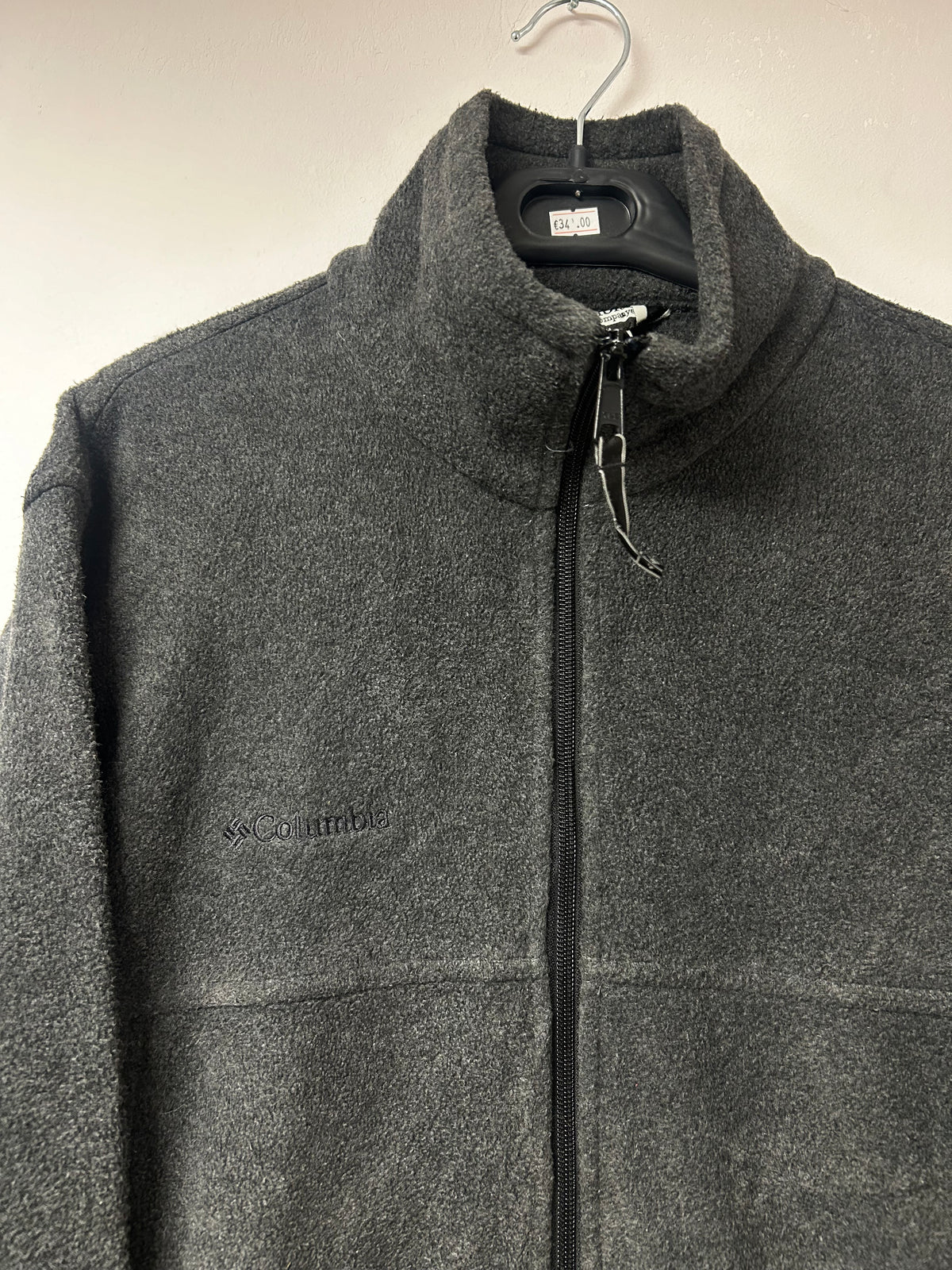 Columbia dark grey fleece jacket