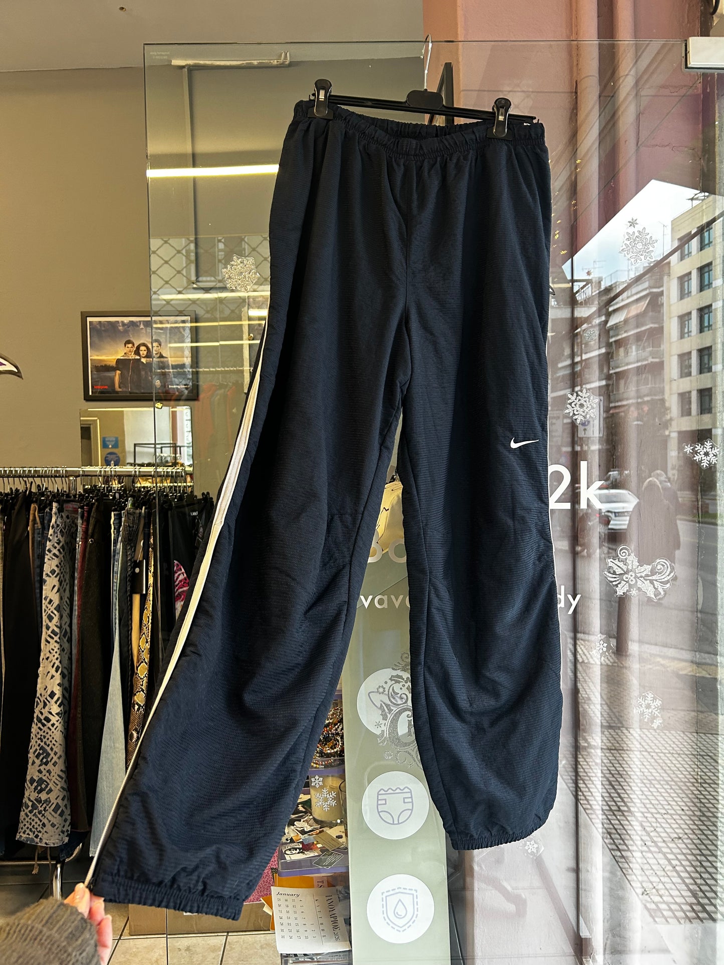 Nike thick parachute pants