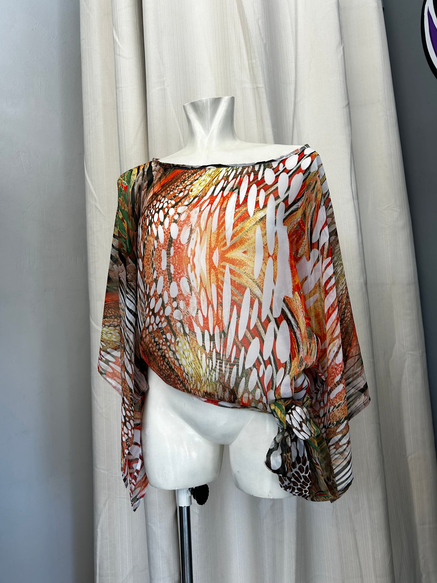 Patterned mesh top