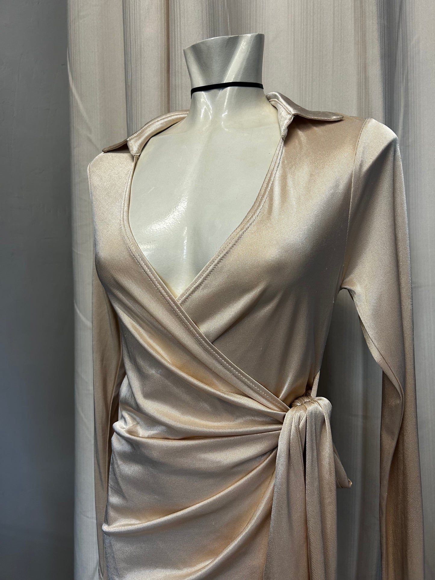 Midi gold dress