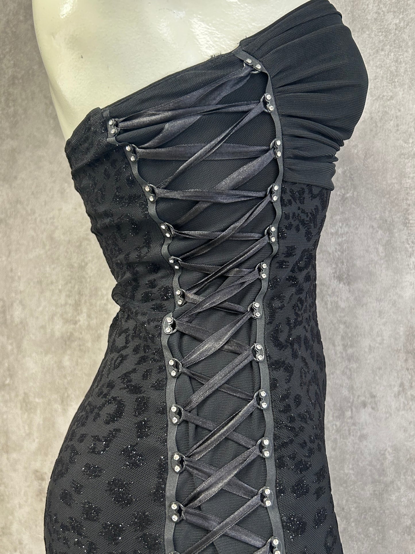 Alerte vintage mesh dress