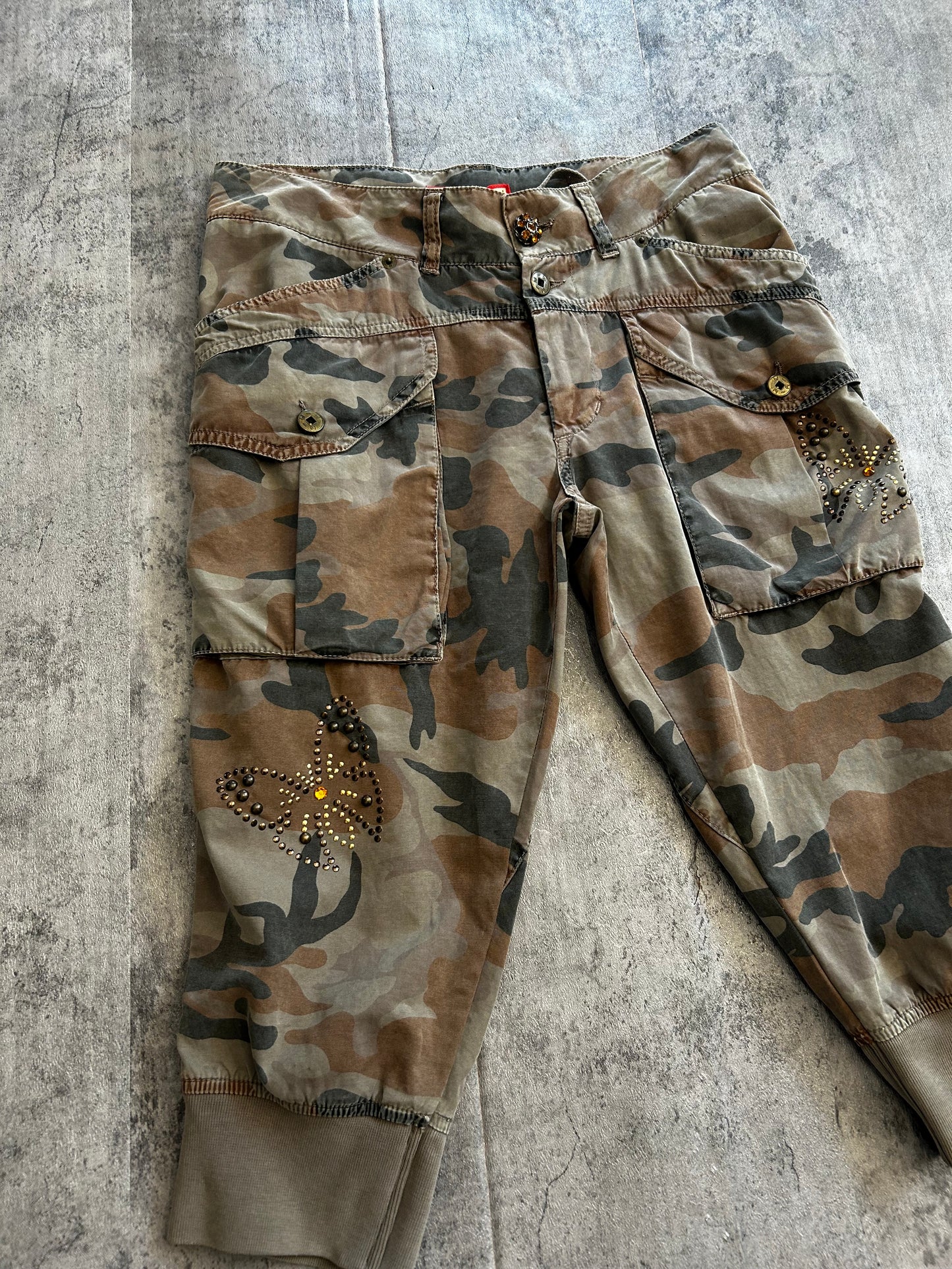 Y2K capri pants