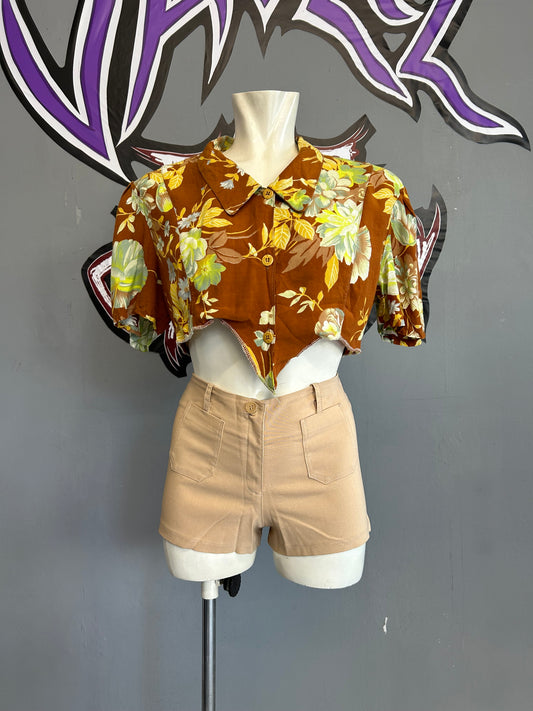 Vintage cropped shirt