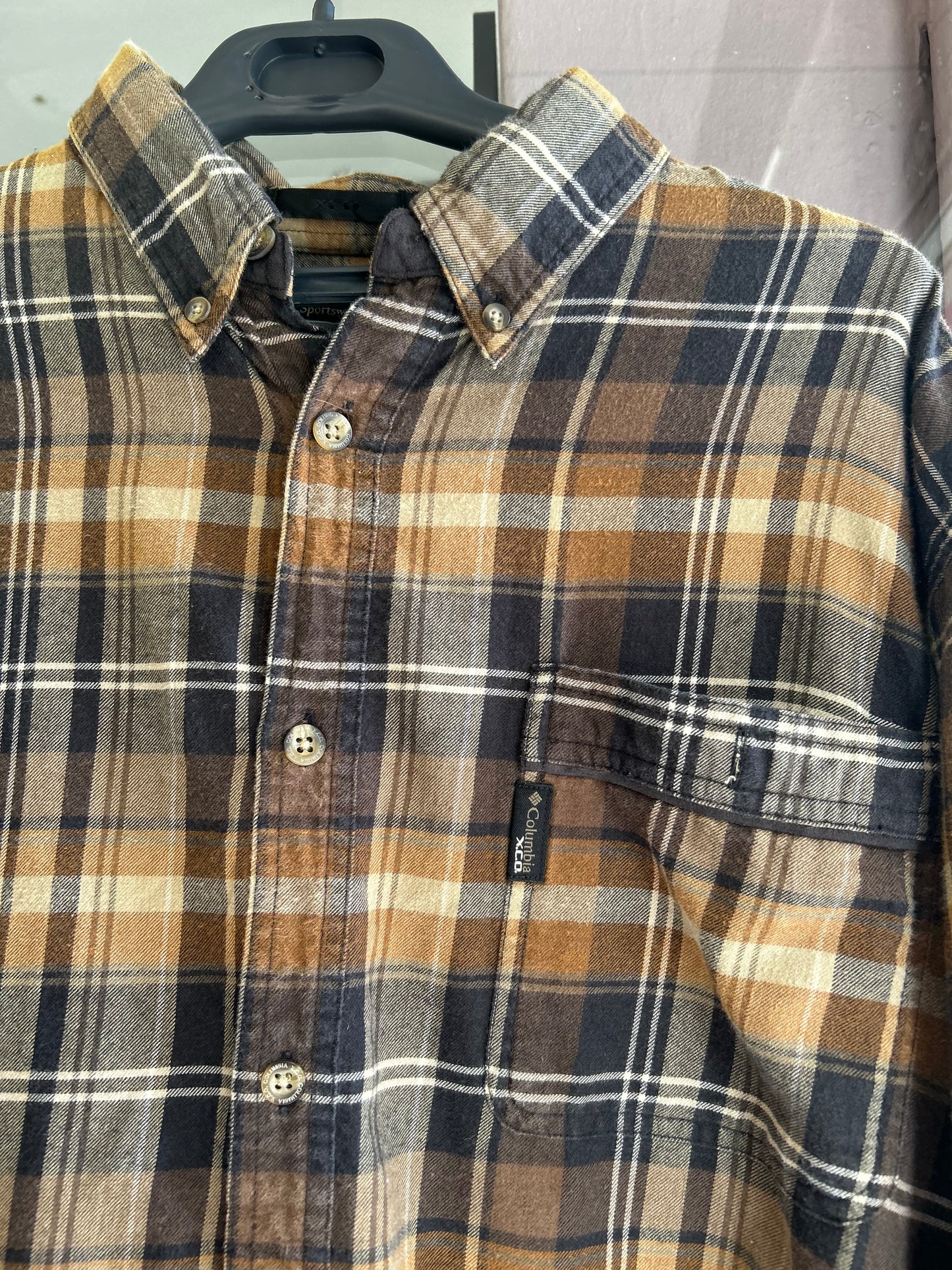 Columbia brown shirt