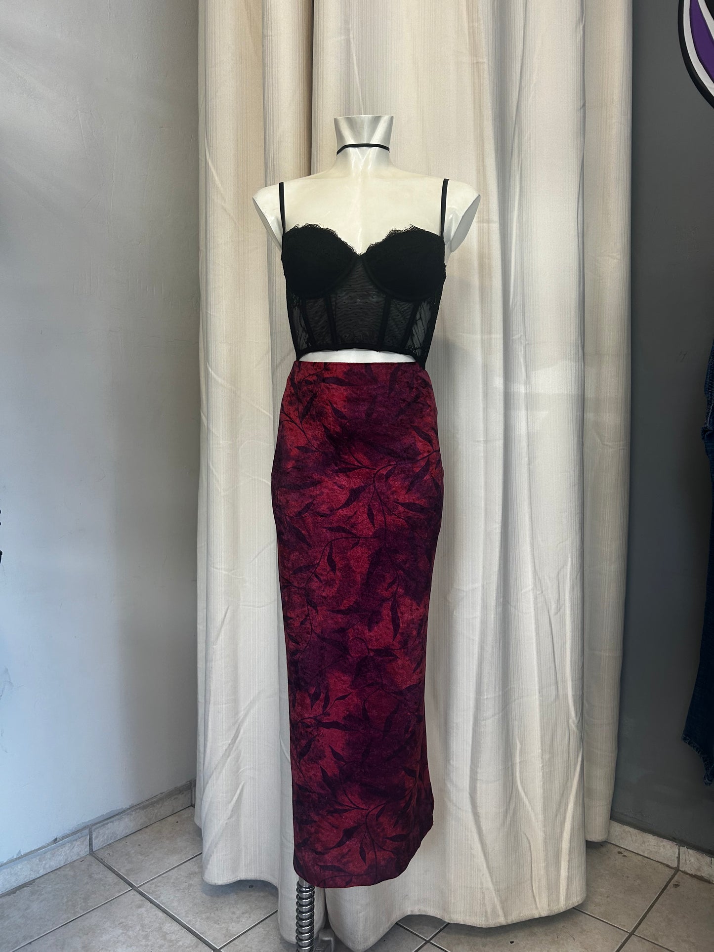 Pimkie vintage velvet maxi skirt