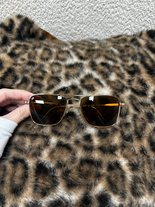 Brown sunglasses