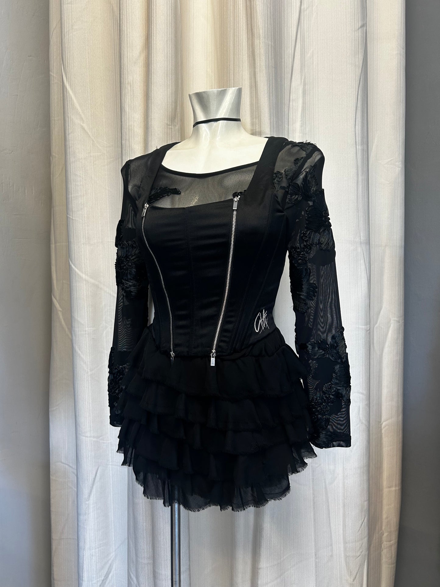 Ruffle mini skirt