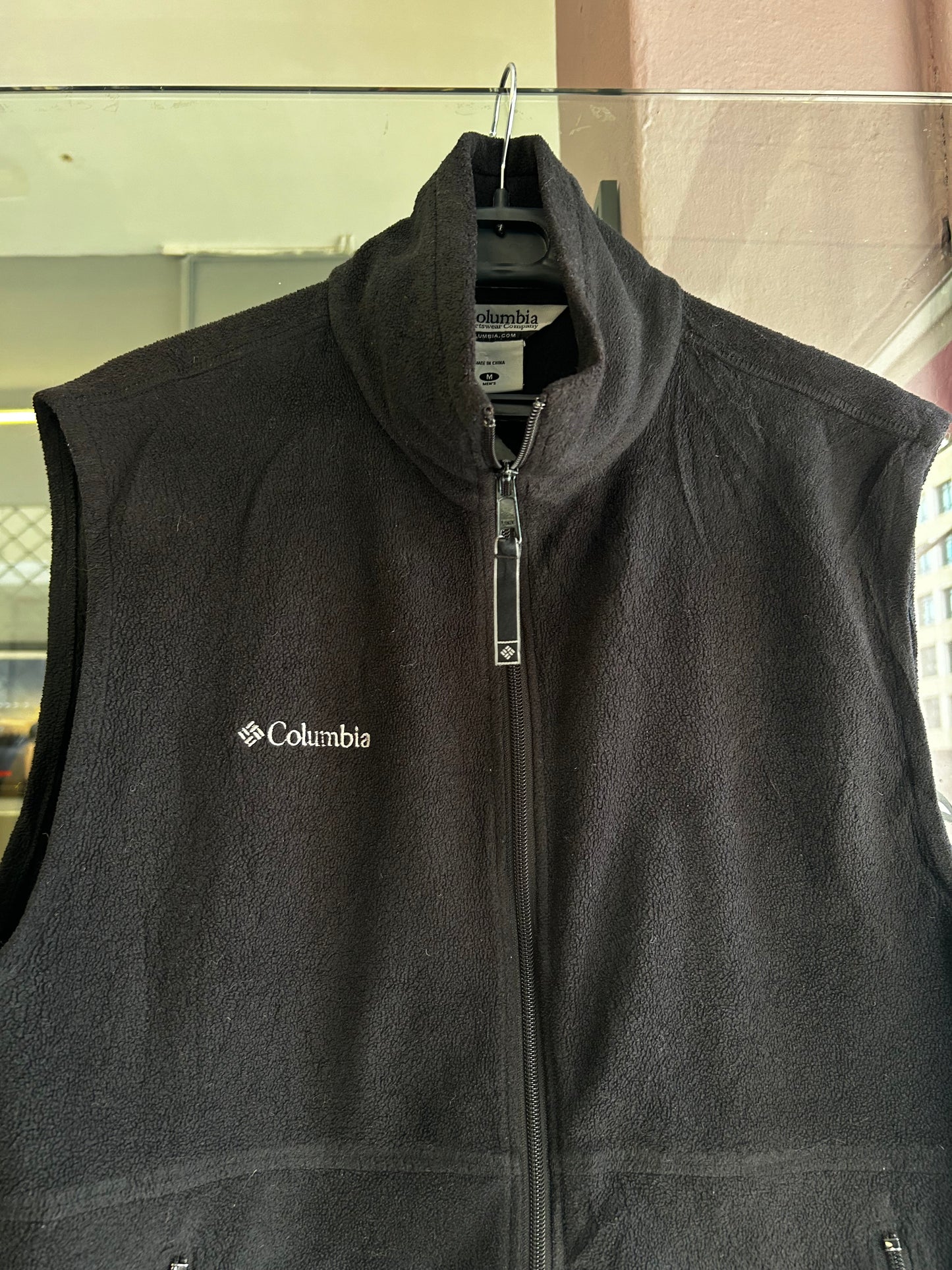 Columbia black vest fleece