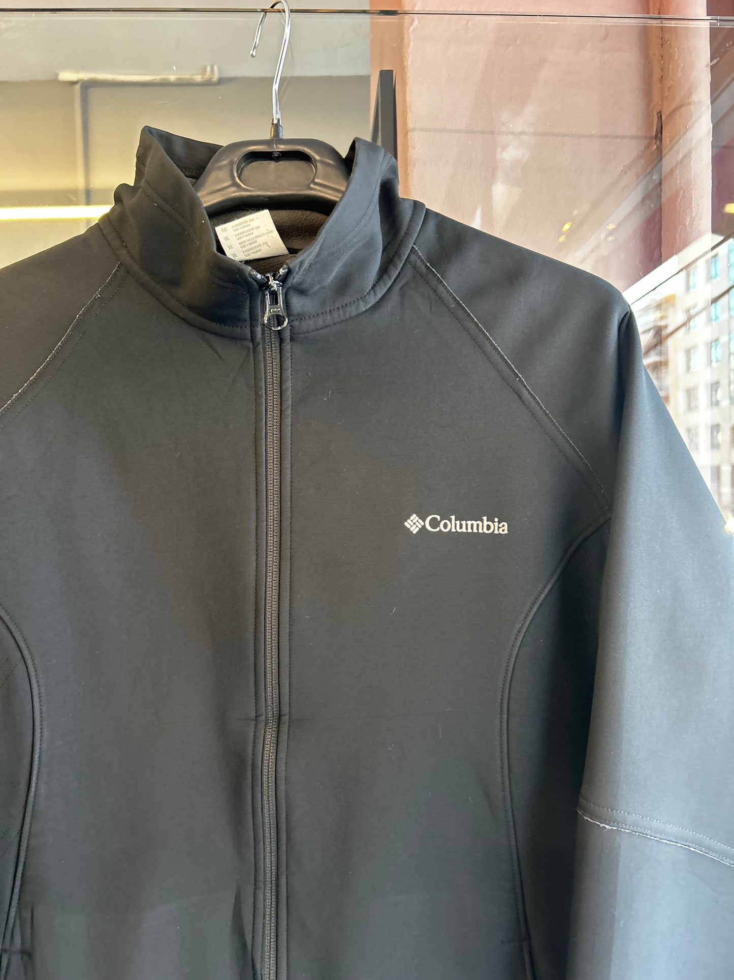 Columbia black fleece jacket