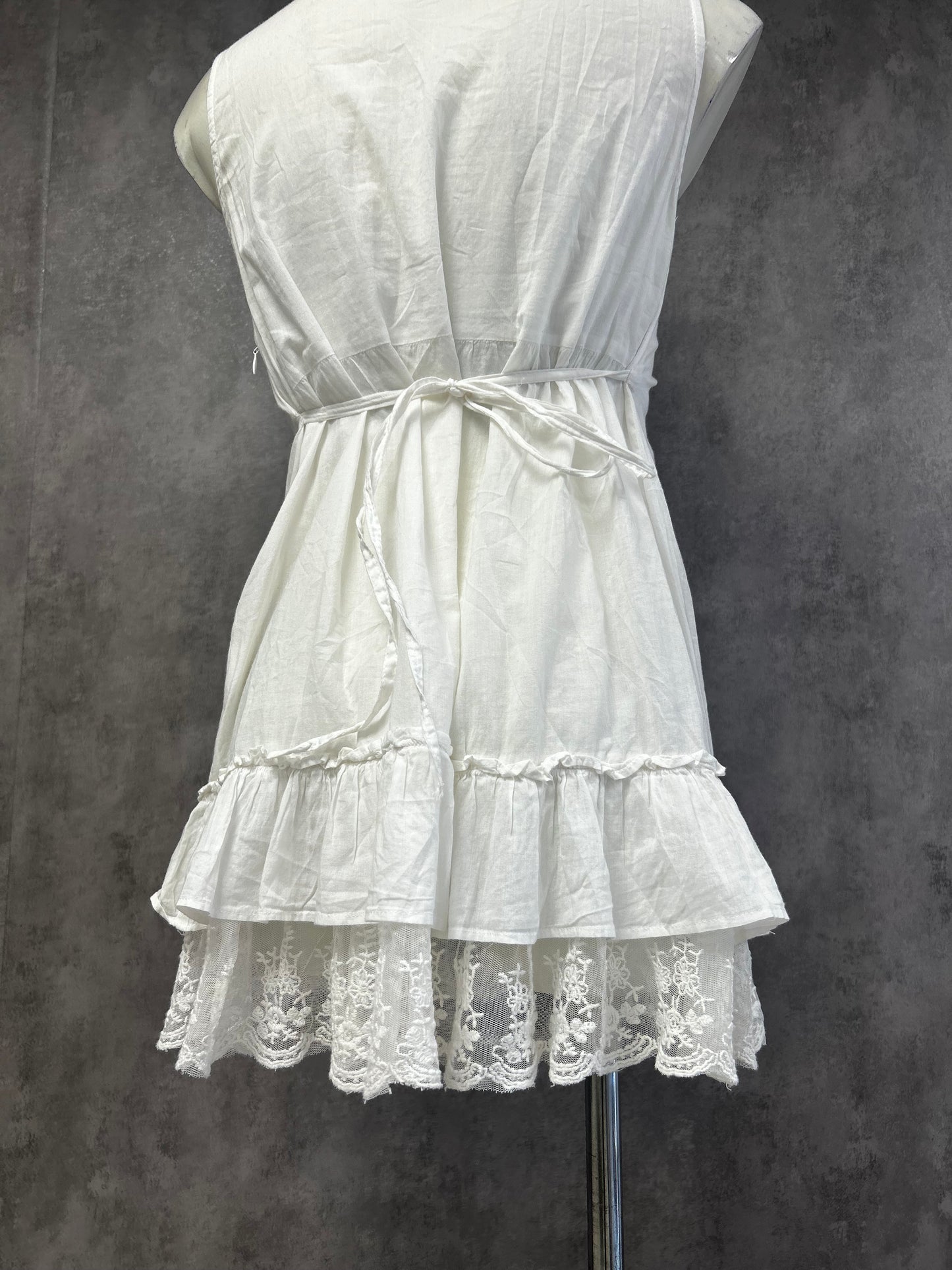 Ovs cotton white top