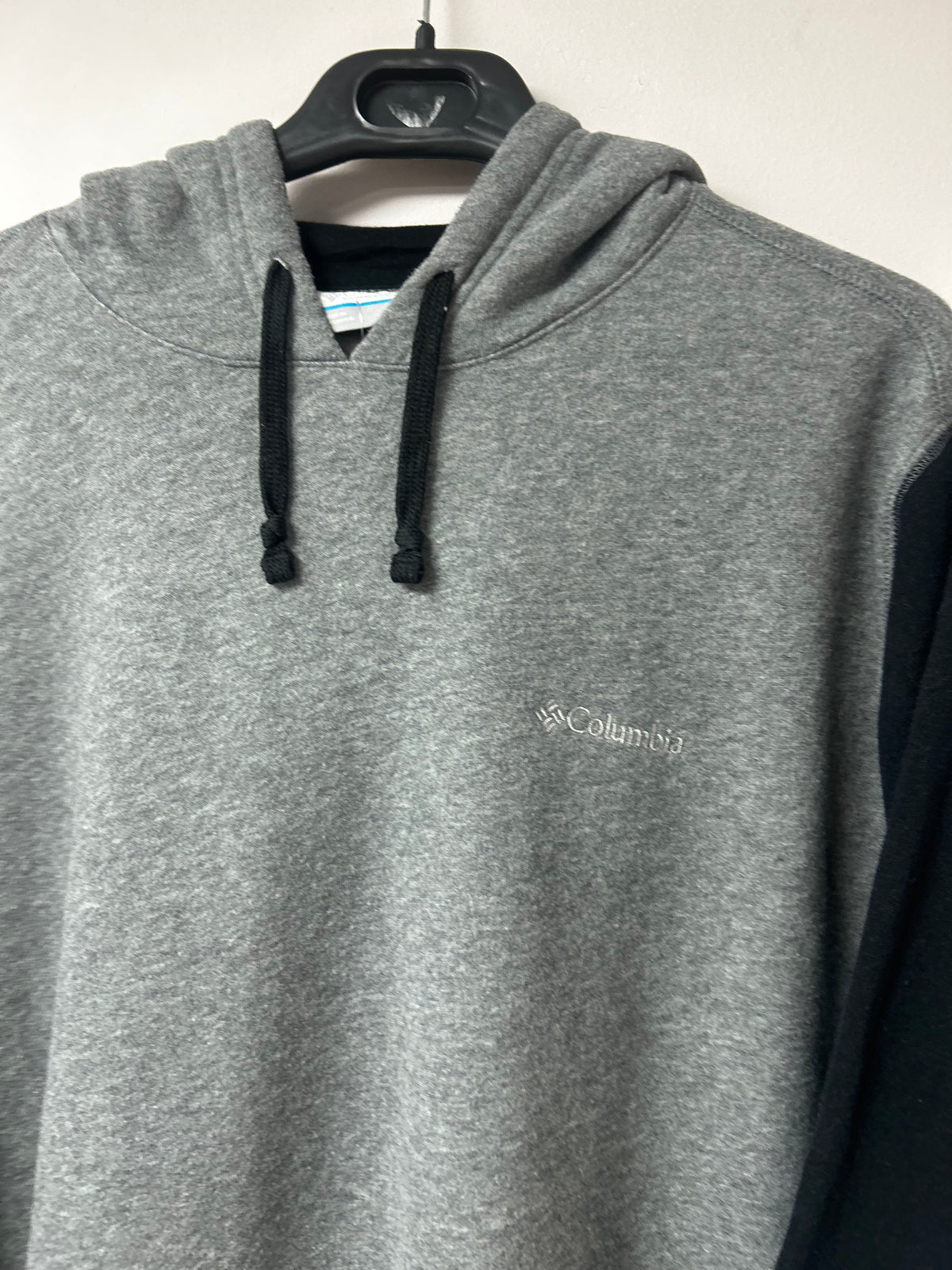 Columbia hoodie
