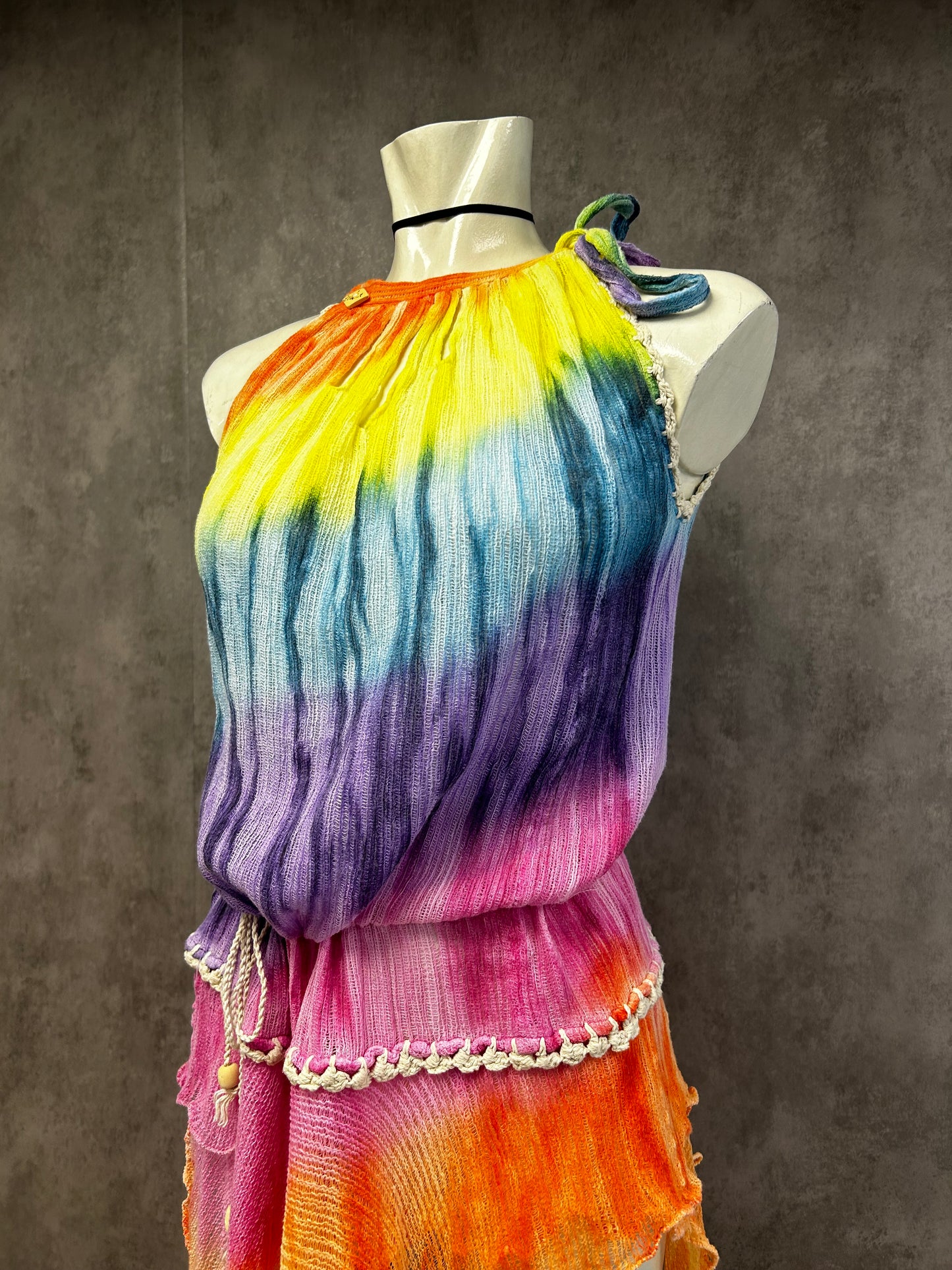 Colourful top-beachwear