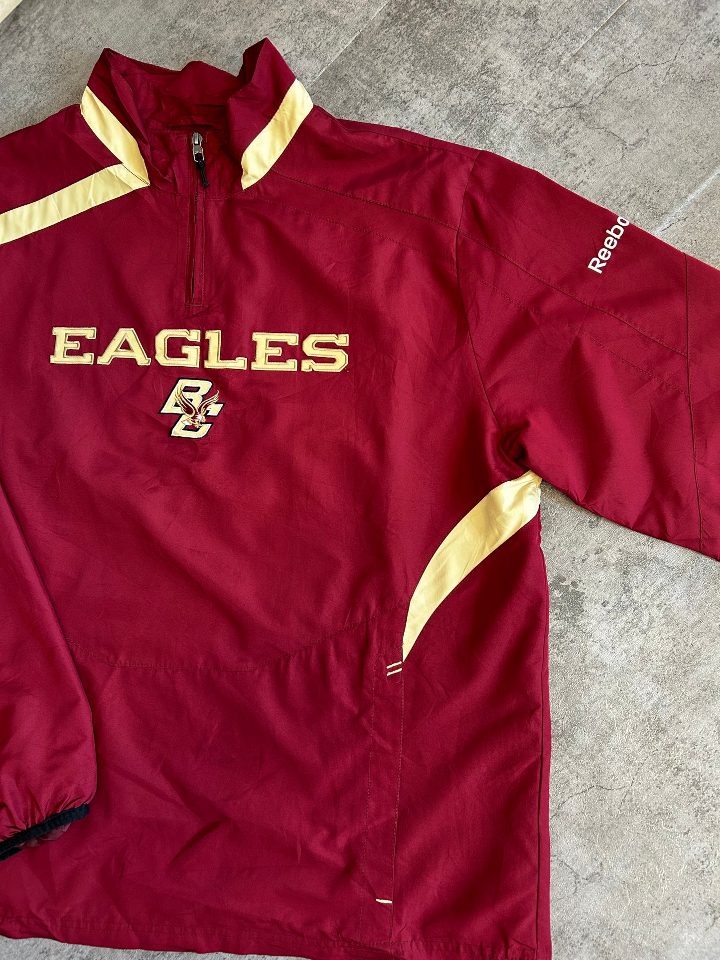 .Reebok Eagles windbreaker crewneck