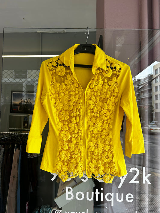 Vintage yellow shirt