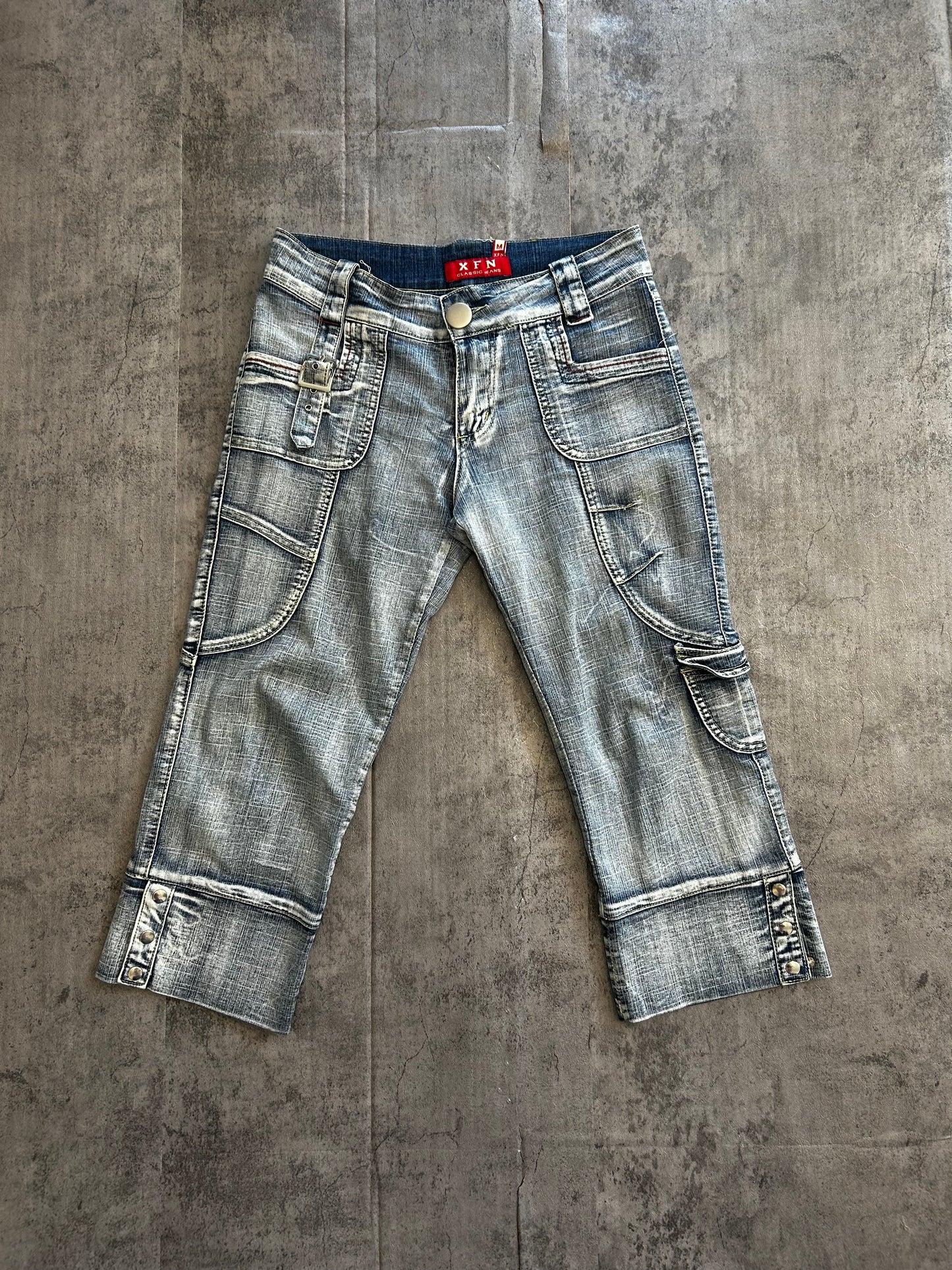 XFN Y2K capri pants
