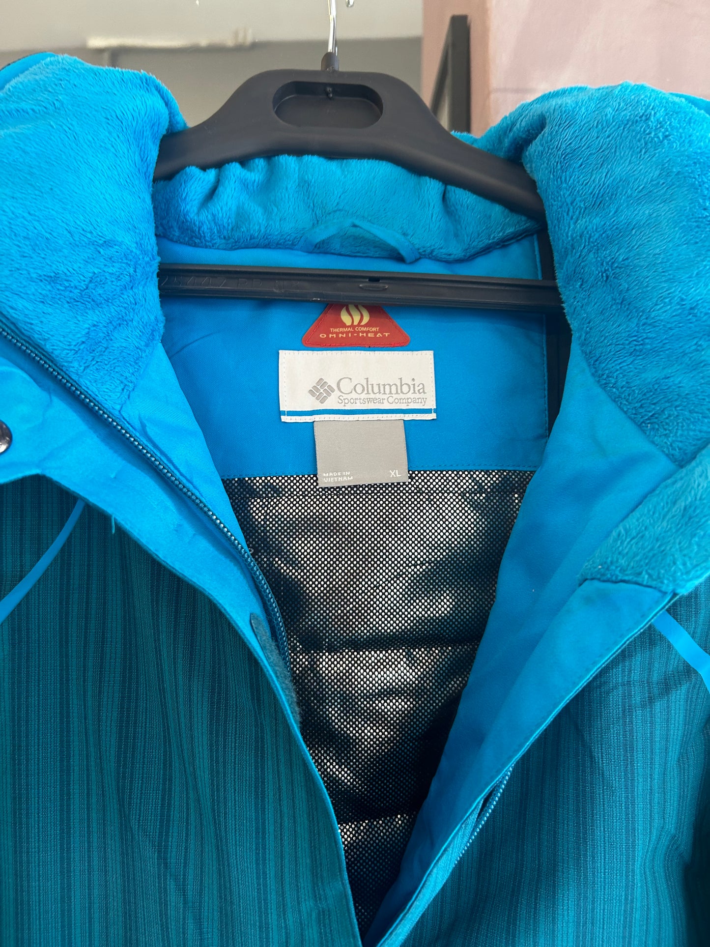 Columbia thick ski jacket