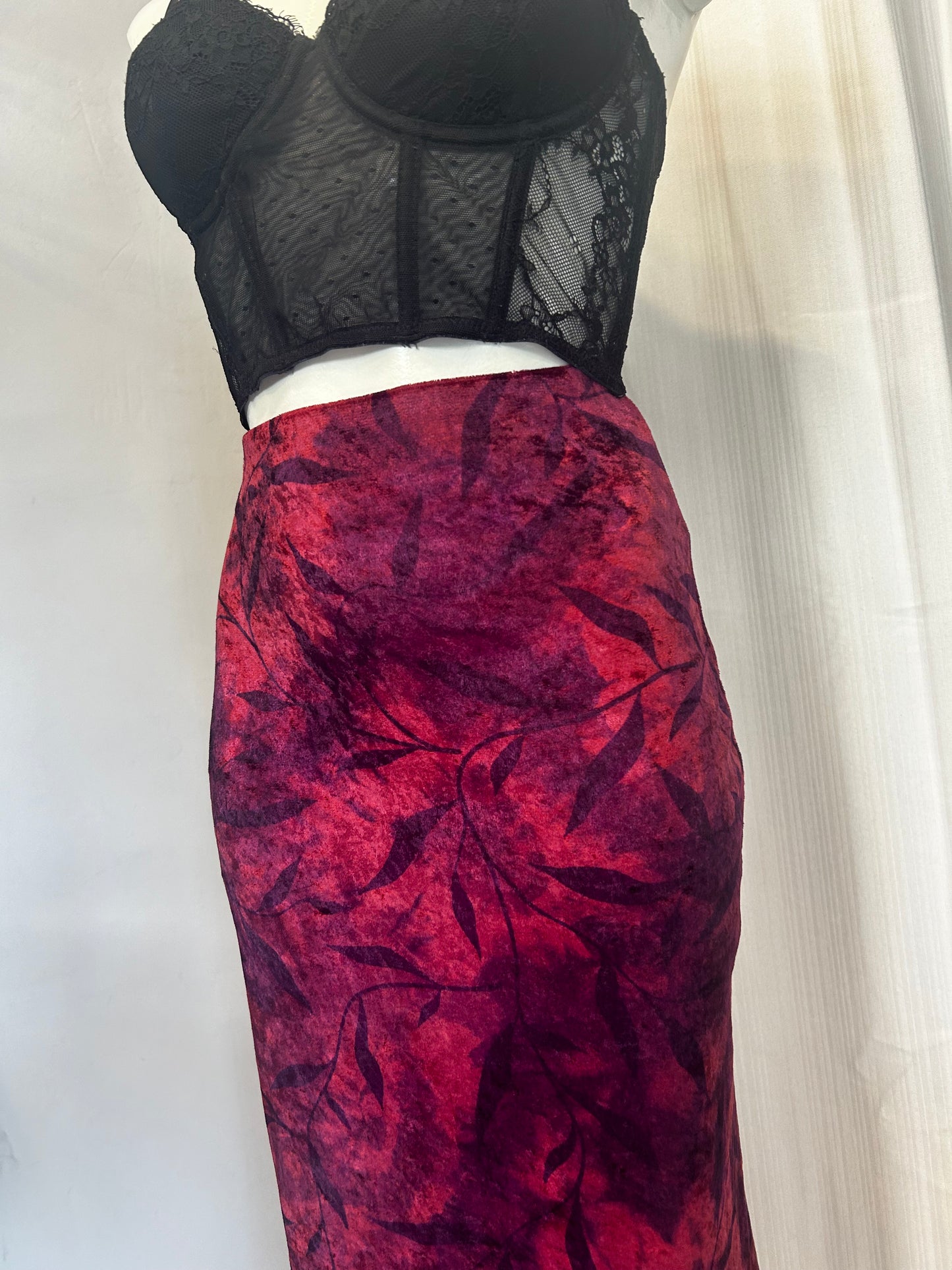 Pimkie vintage velvet maxi skirt
