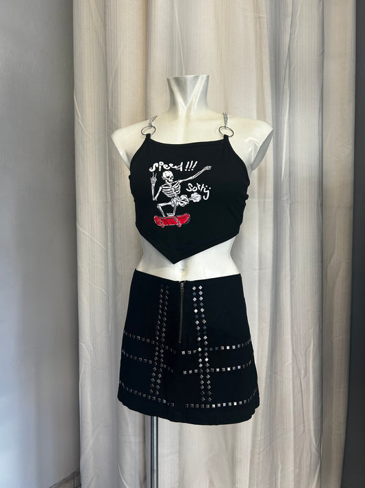 Mid-low rised skirt