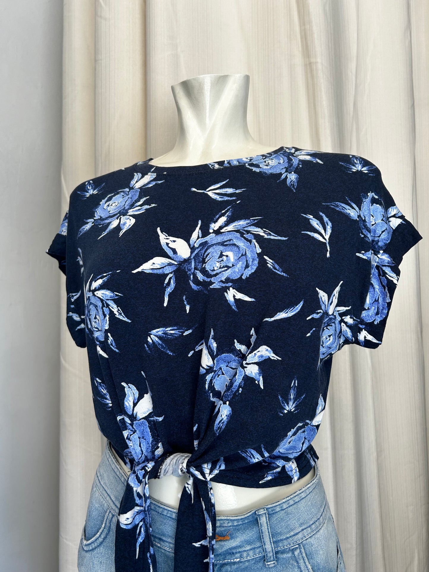 Vintage patterned cropped top
