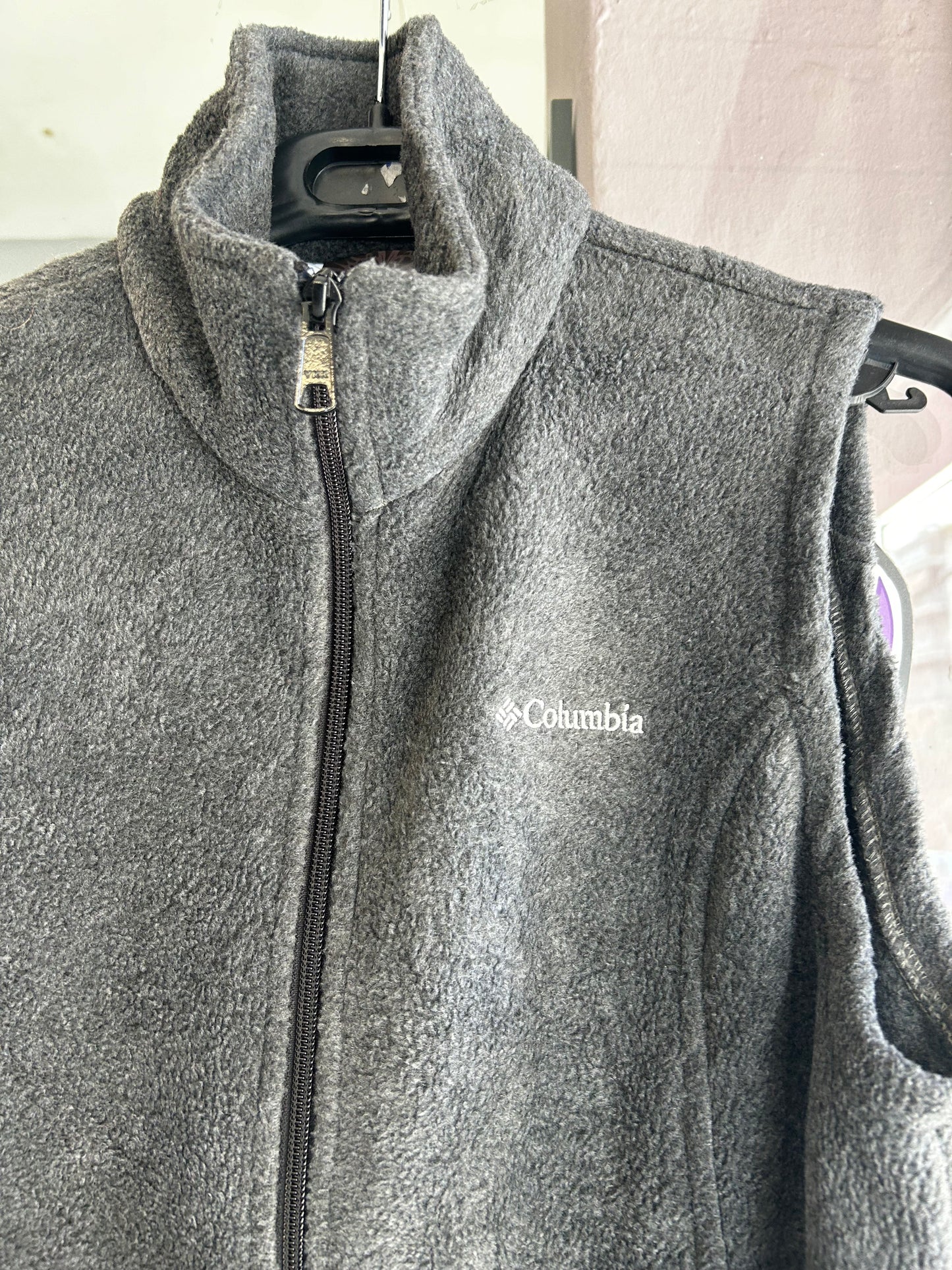 Columbia grey vest fleece