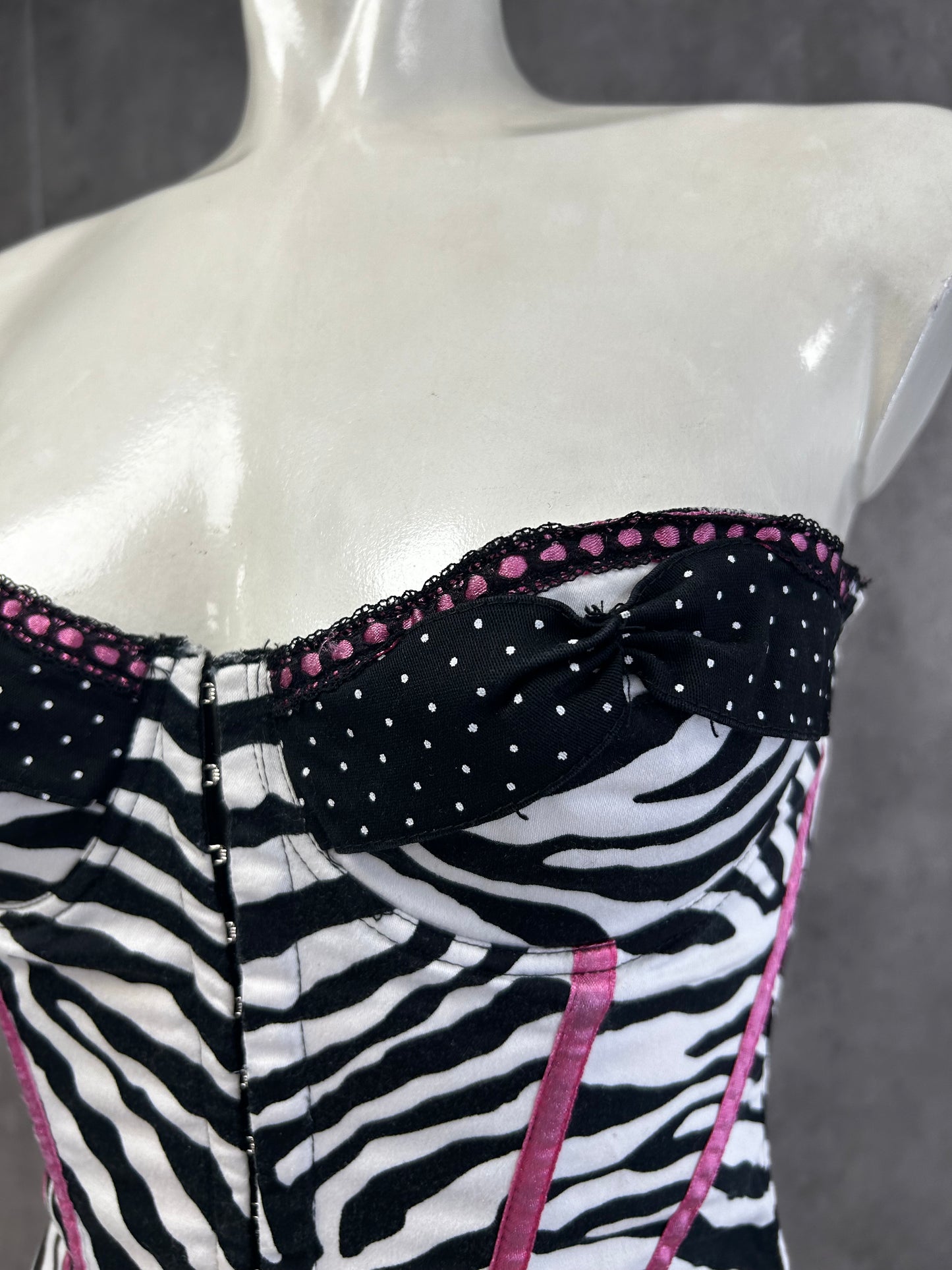Vintage zebra print top