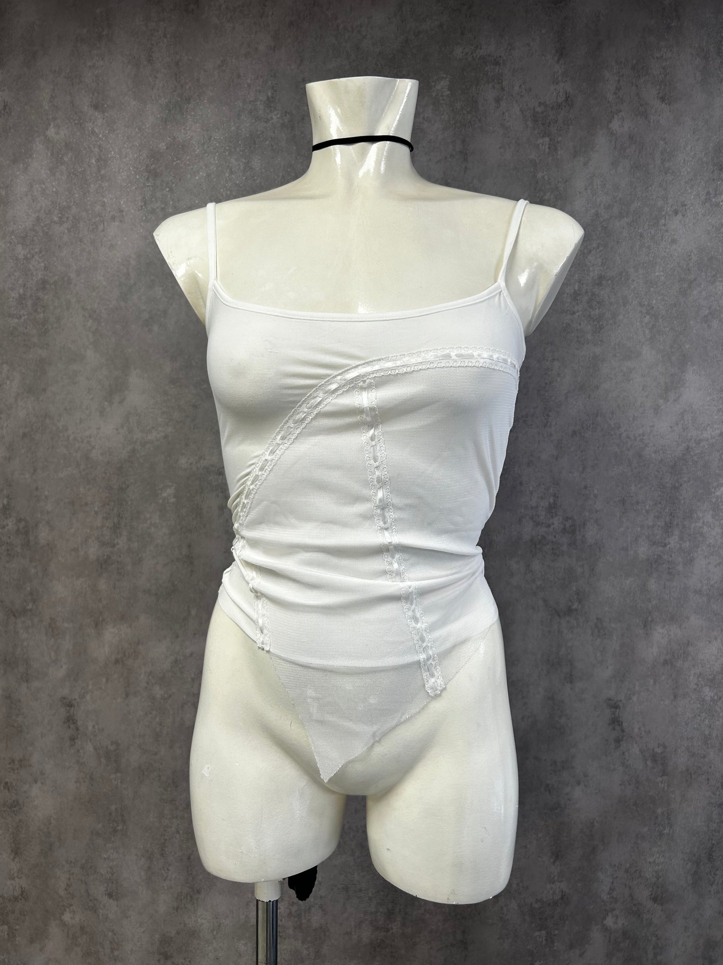 Y2K white lace tank top