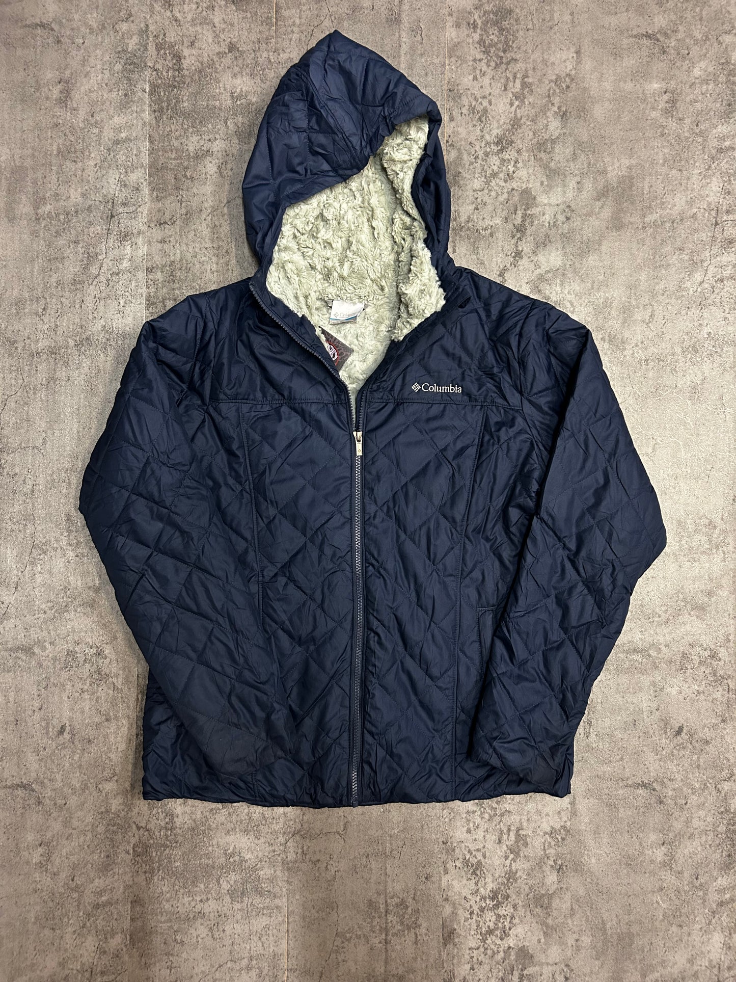 .Columbia puffer jacket