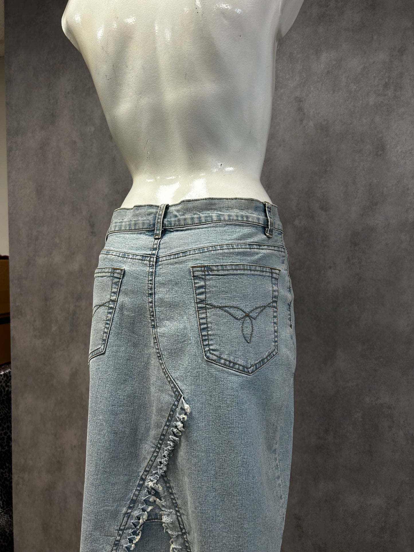 Y2K denim skirt