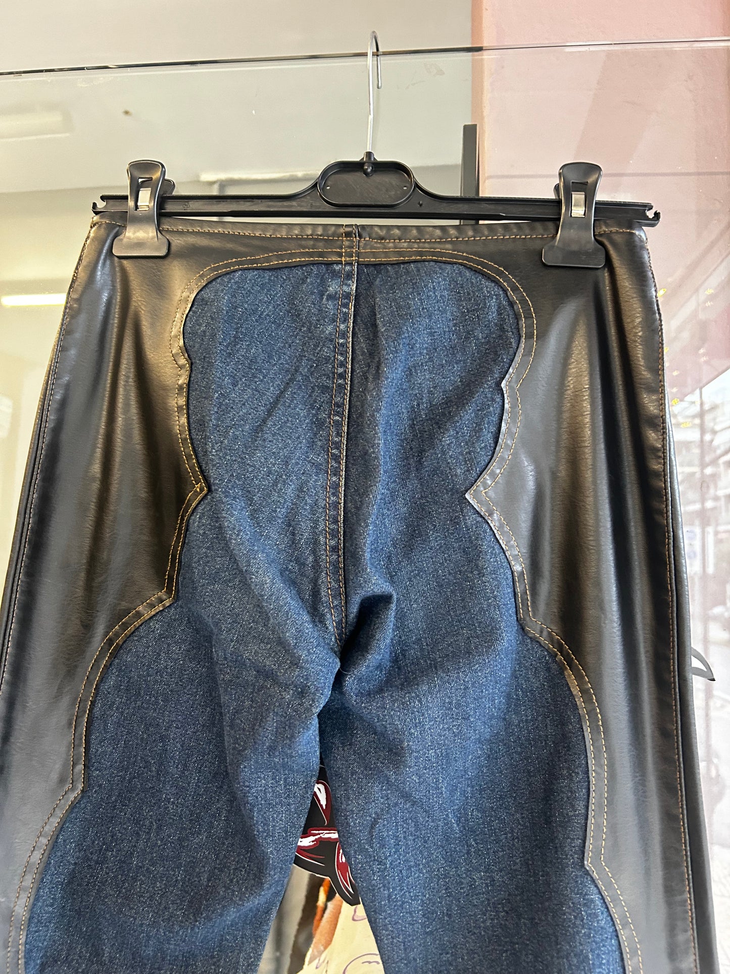 Fishbone low rised leather pants