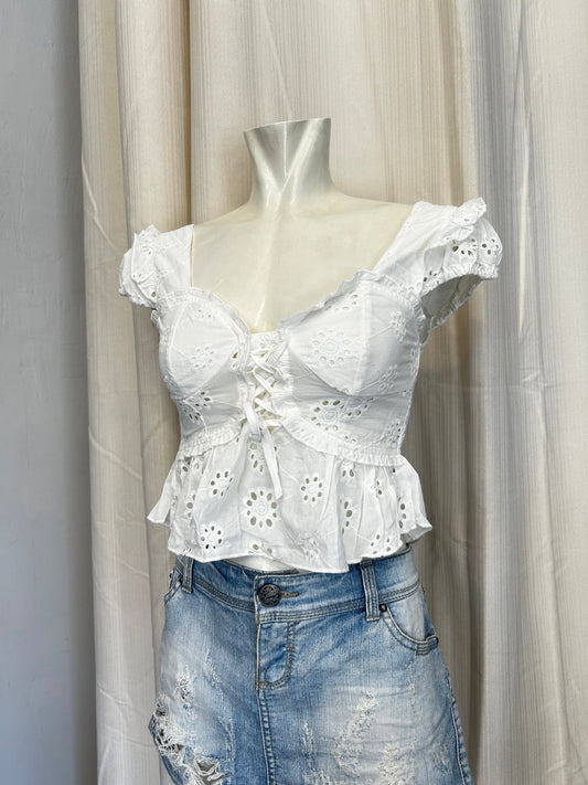 Amisu white top