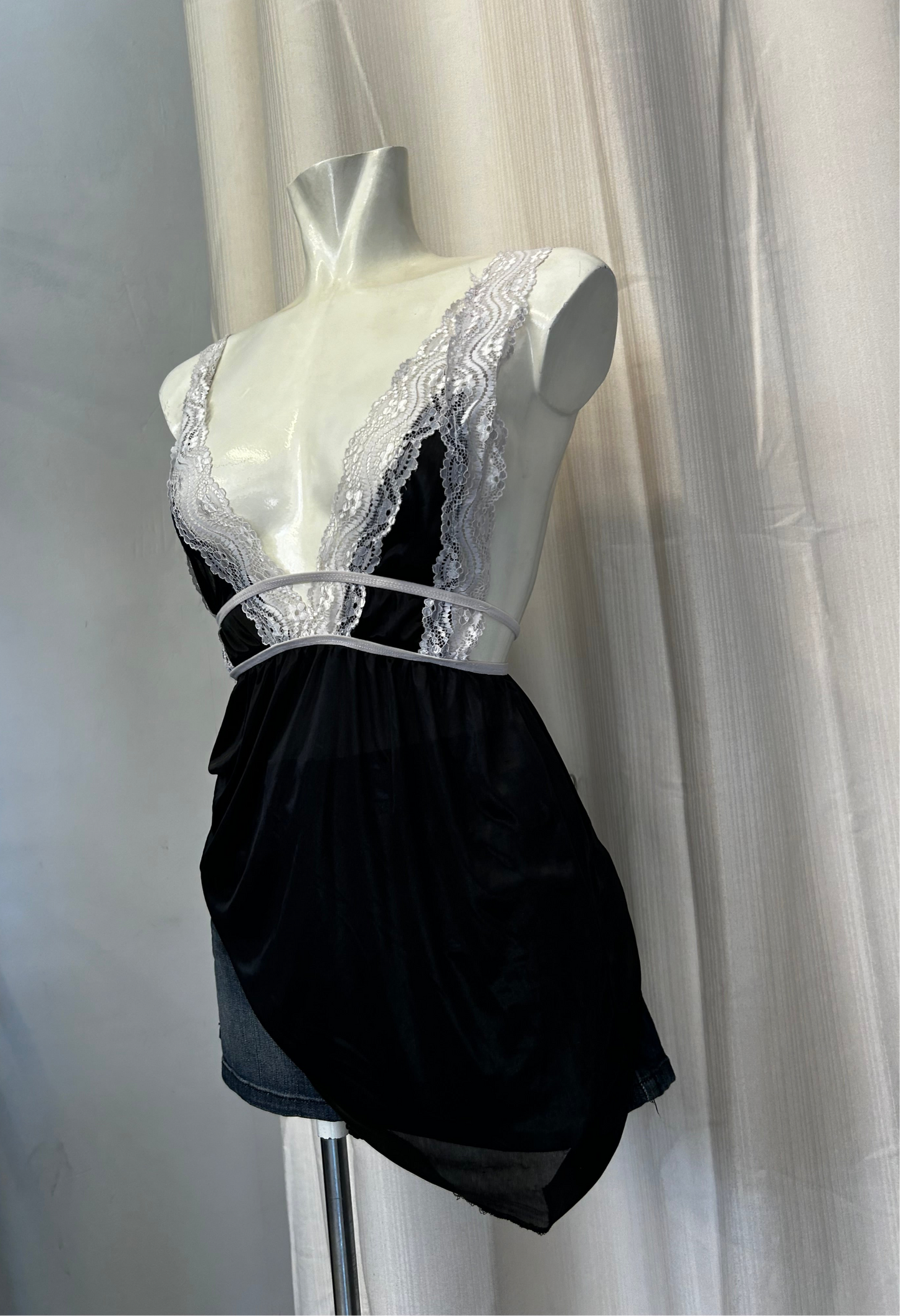 B&W mesh top - babydoll
