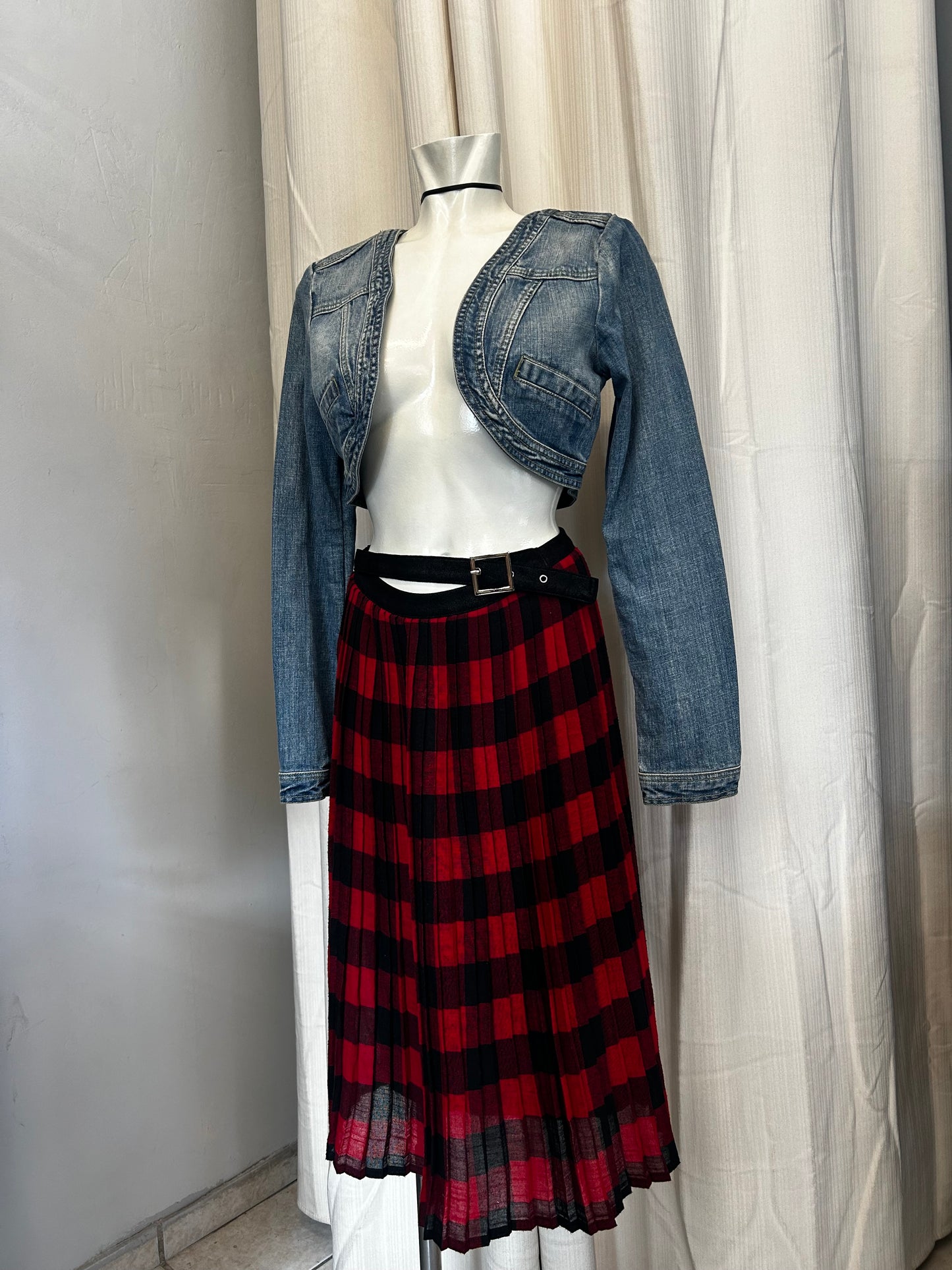 Y2K cropped jean jacket