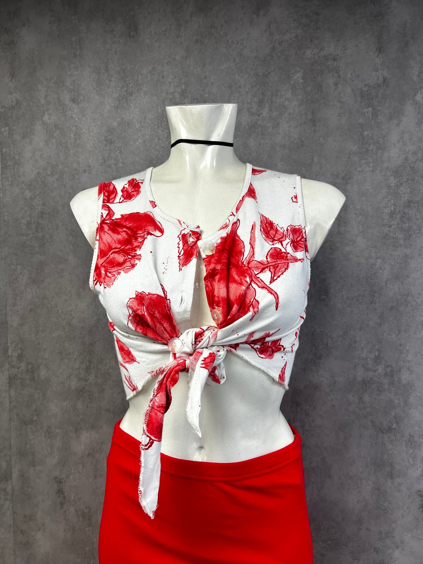 Vintage patterned cropped top